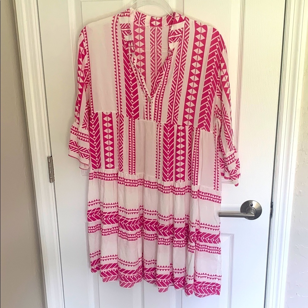 Pink and white boho dress with flared 3/4 sleeves size medium/large